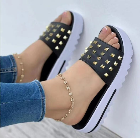 Women's Summer Wedge Rivet Flip Flops