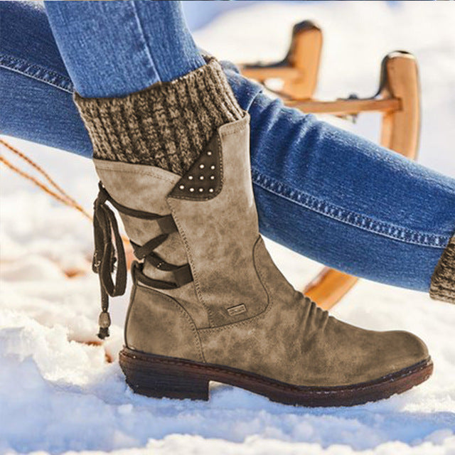 DocStride SnowGlow Winterstiefel mit halbhoher Schafthöhe – Halten Sie Ihre Füße warm und bequem mit diesen für die moderne Frau entworfenen Winterstiefeln.