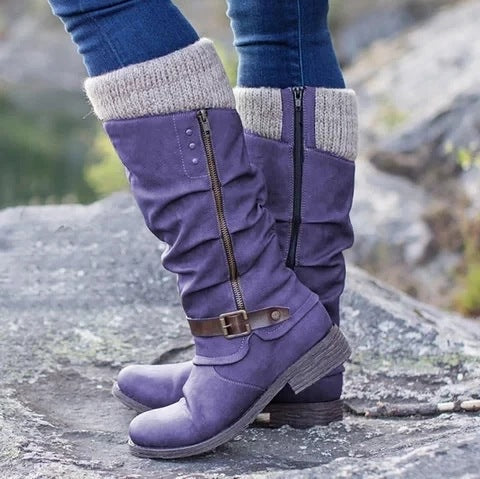 SideZip-Stiefel für Damen von DocStride – Erleben Sie Komfort und Stil mit unseren Stiefeln mit seitlichem Reißverschluss für Damen, die für einfaches Tragen ohne Kompromisse in Sachen Mode konzipiert sind.