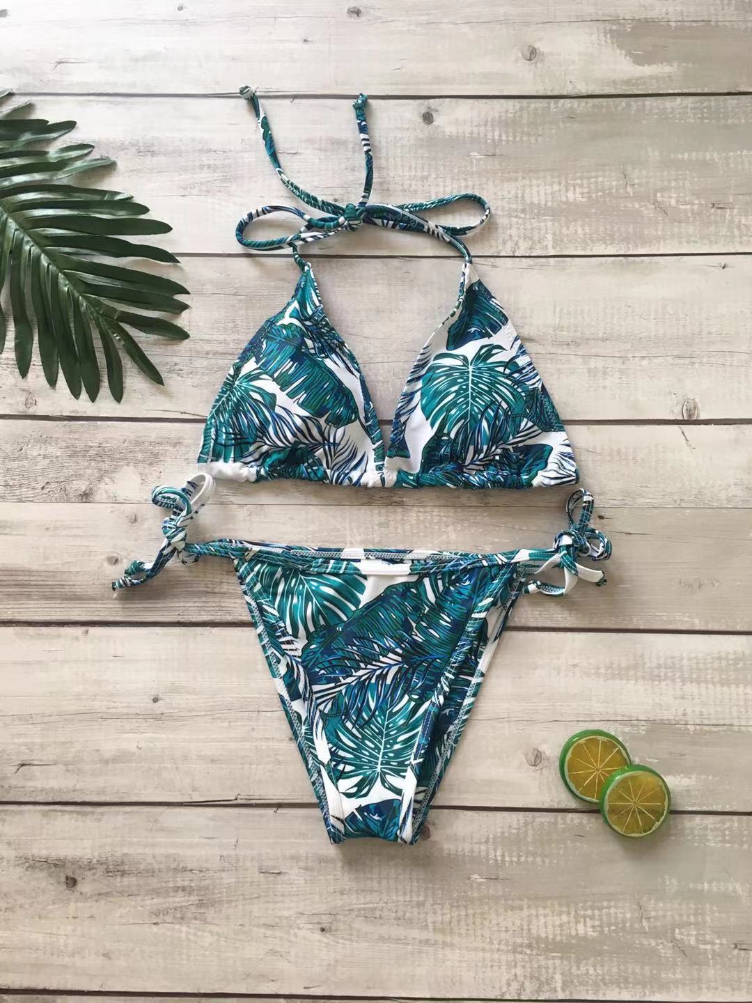 Triangle print bikini