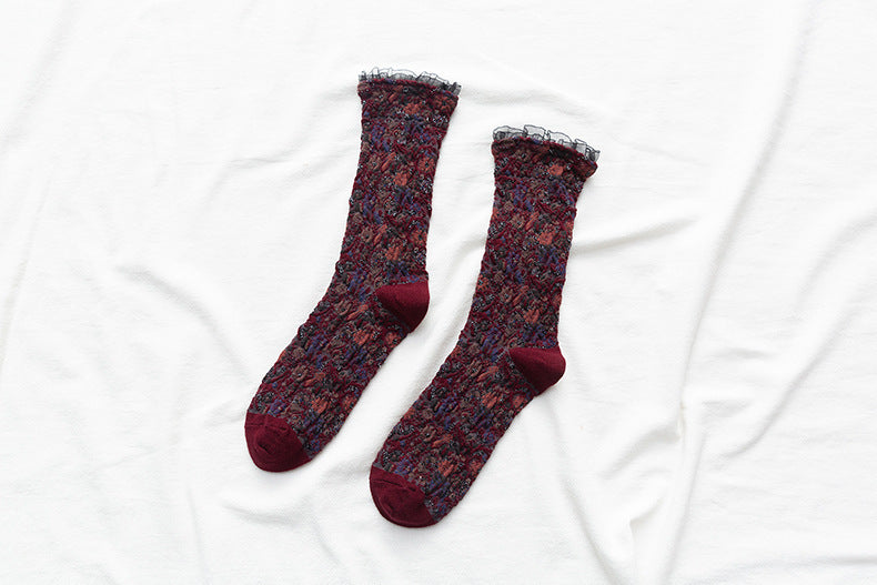 Handgemachte Baumwollsocken mit Spitze