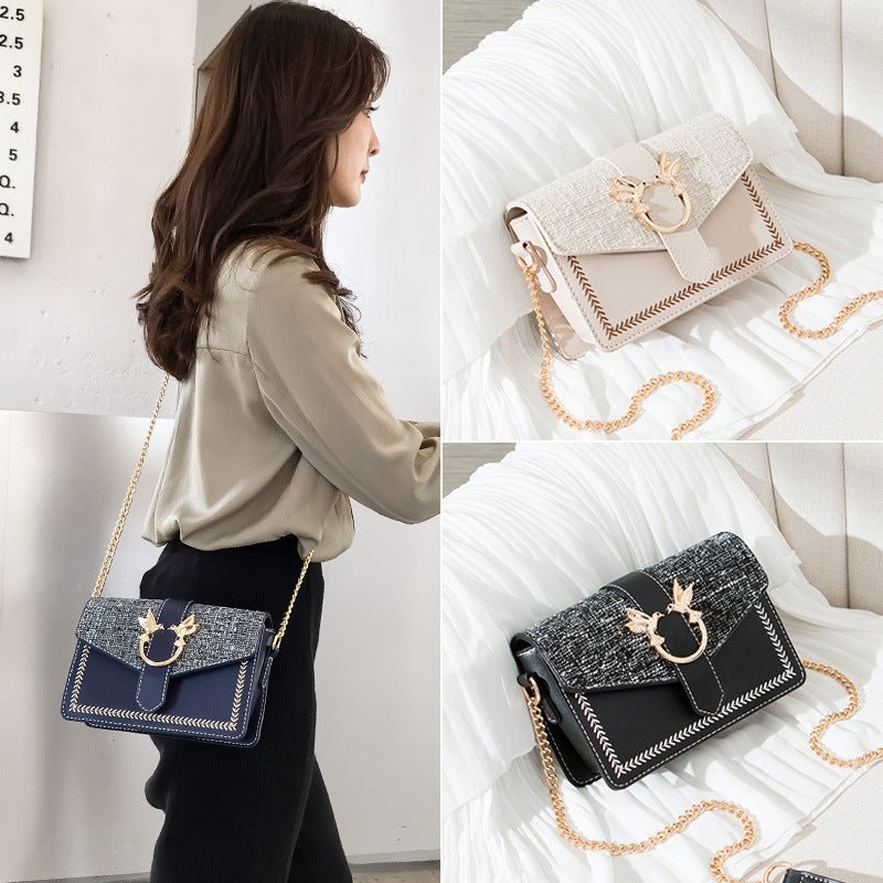 LuxeAura Handbags: Ladies Autumn and Winter Shoulder Bag, your stylish companion for the season.