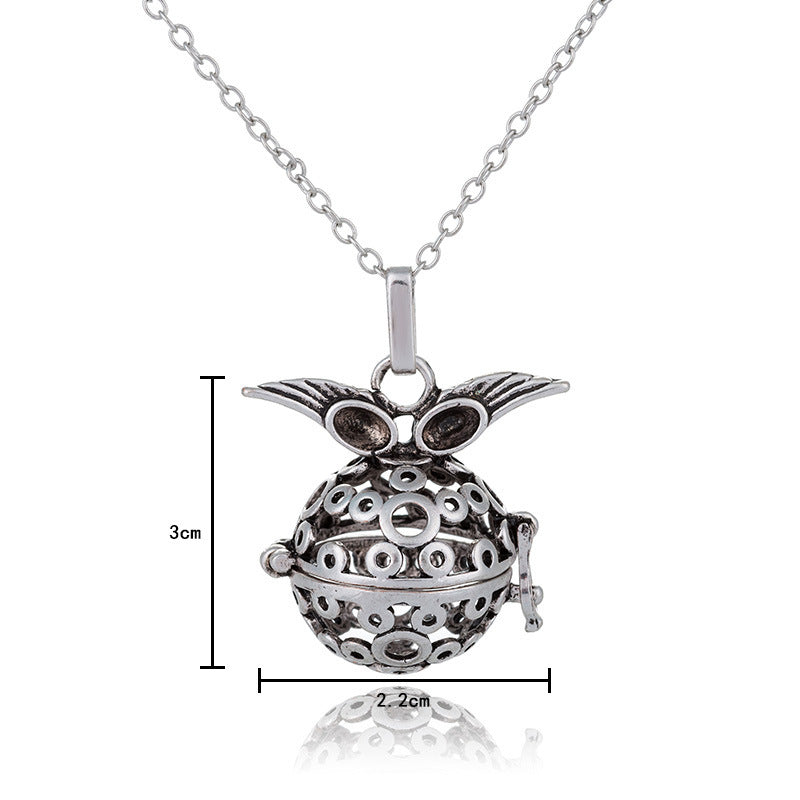 Essence Elysium: Sweater Chain with Perfume Pendant