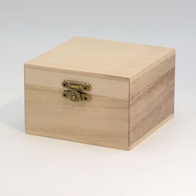 Log embryo wooden tire box