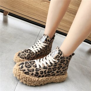 Velvet platform snow boots