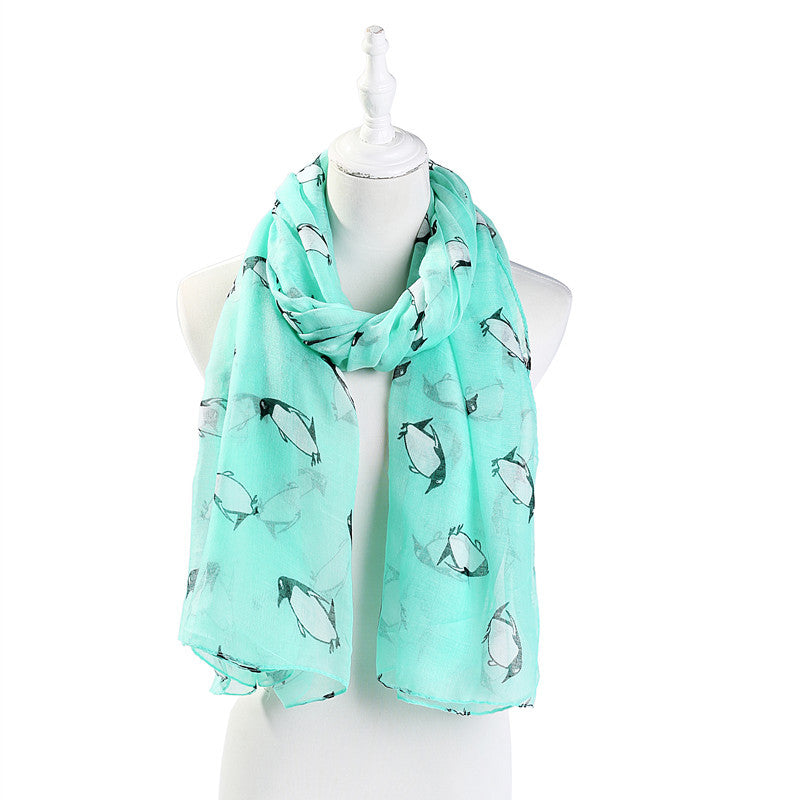 Little penguin print shawl