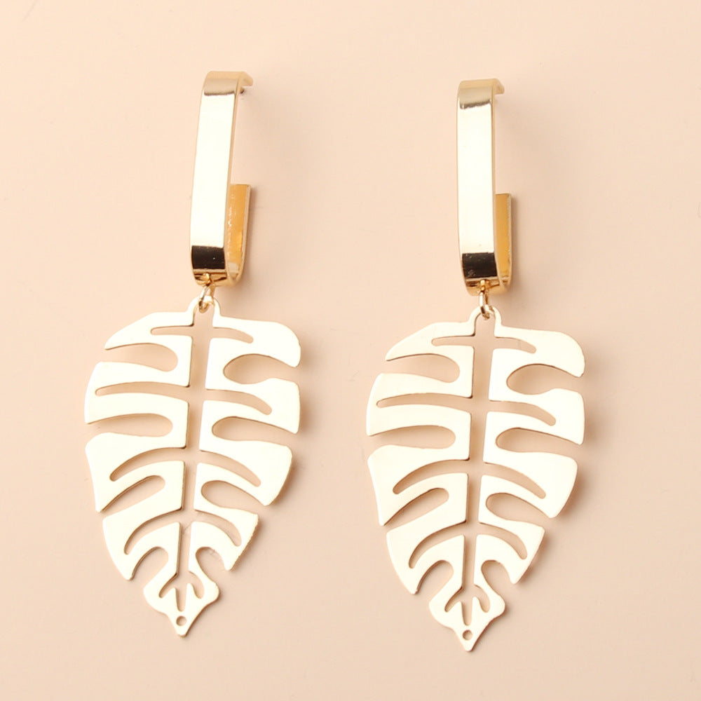 Women's Fashion, Personalized And Exaggerated Hollow Leaves Earrings