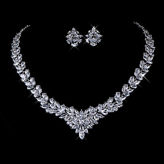 Zircon Flower Stud Necklace Set