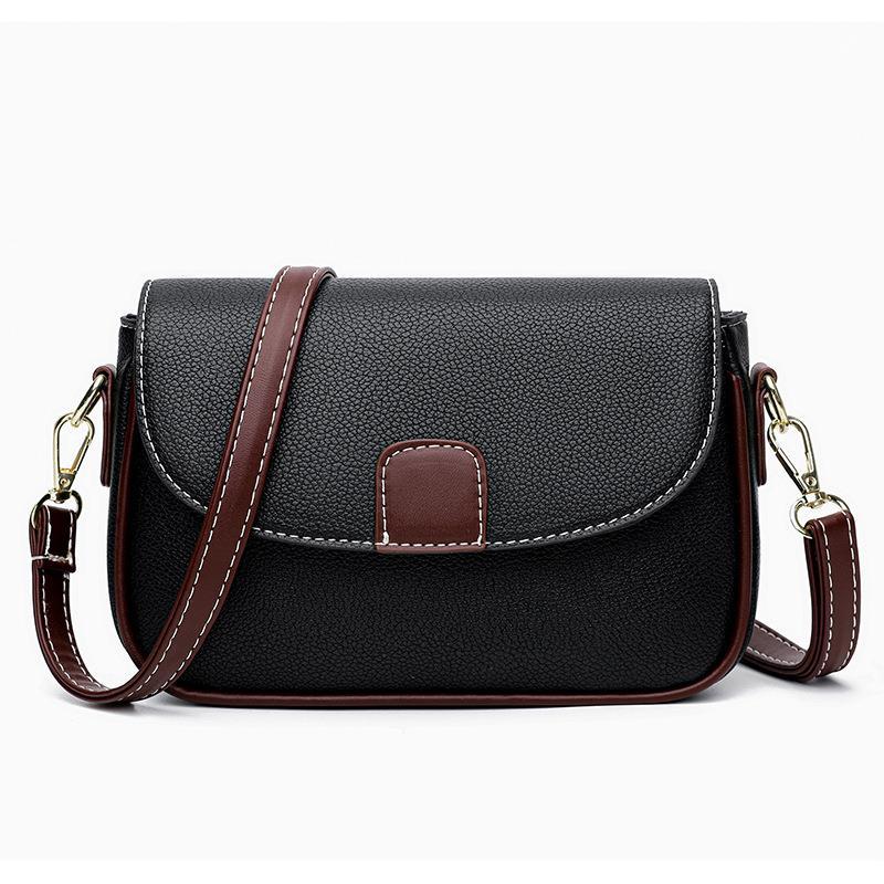 LuxeAura: Die Fashion Flap Shoulder Bag, ein vielseitiges und stilvolles kleines quadratisches Accessoire für die moderne Frau, die viel unterwegs ist.