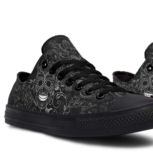 UrbanKIck Black Theater Fashion Print Couple Low-Top Canvas Shoes