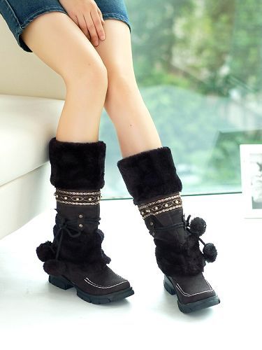 DocStride's SnowSizzle Winter Boots - Stay fashionable and cozy with these sexy high-heeled snow boots, designed to keep you stylish and warm during the winter months.