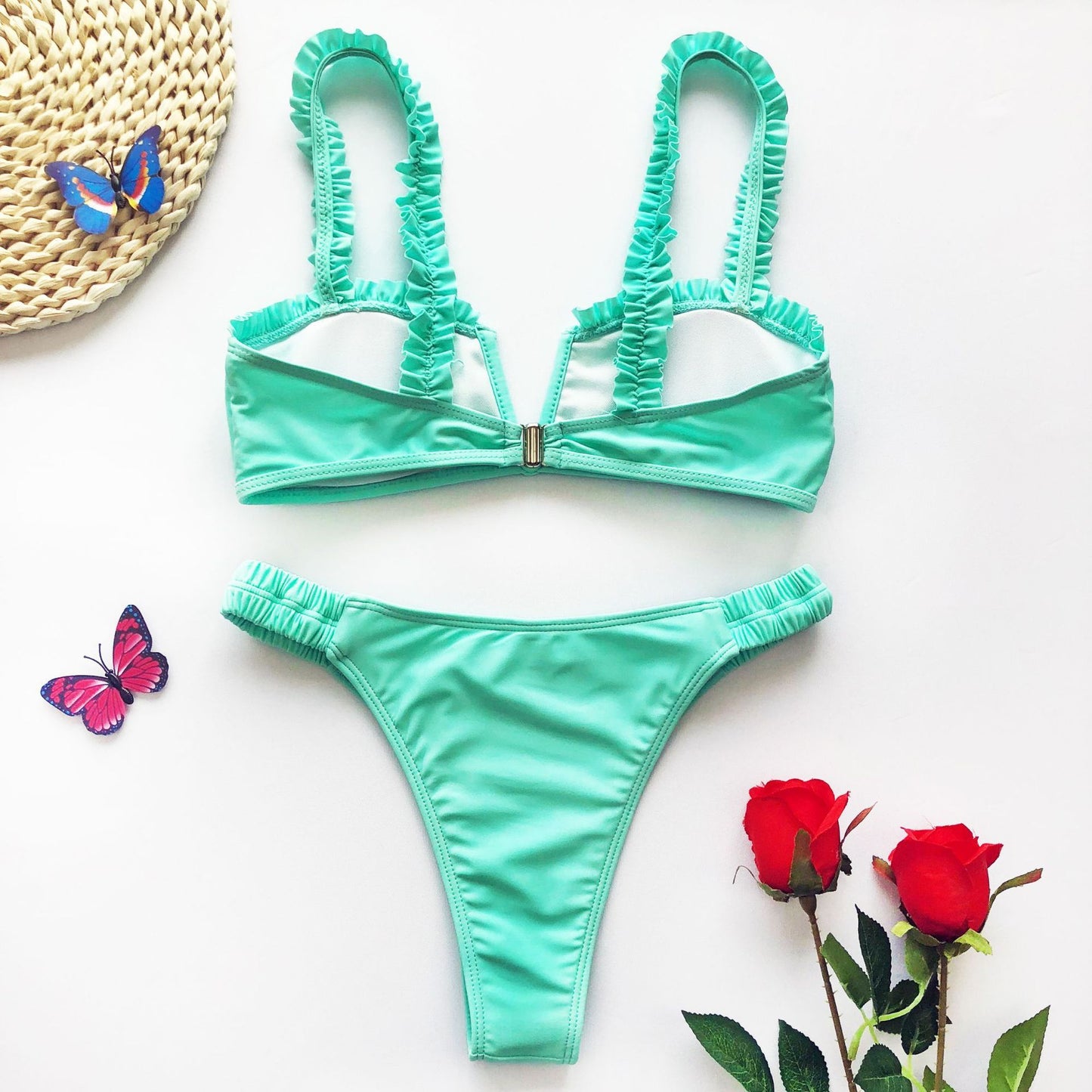 Ruffled V-neck bikini