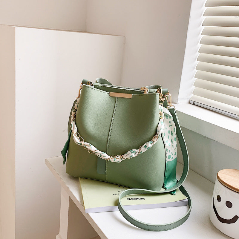 LuxeAura: The Summer Fashion Shoulder Bag, a casual and chic accessory designed for women's everyday style.