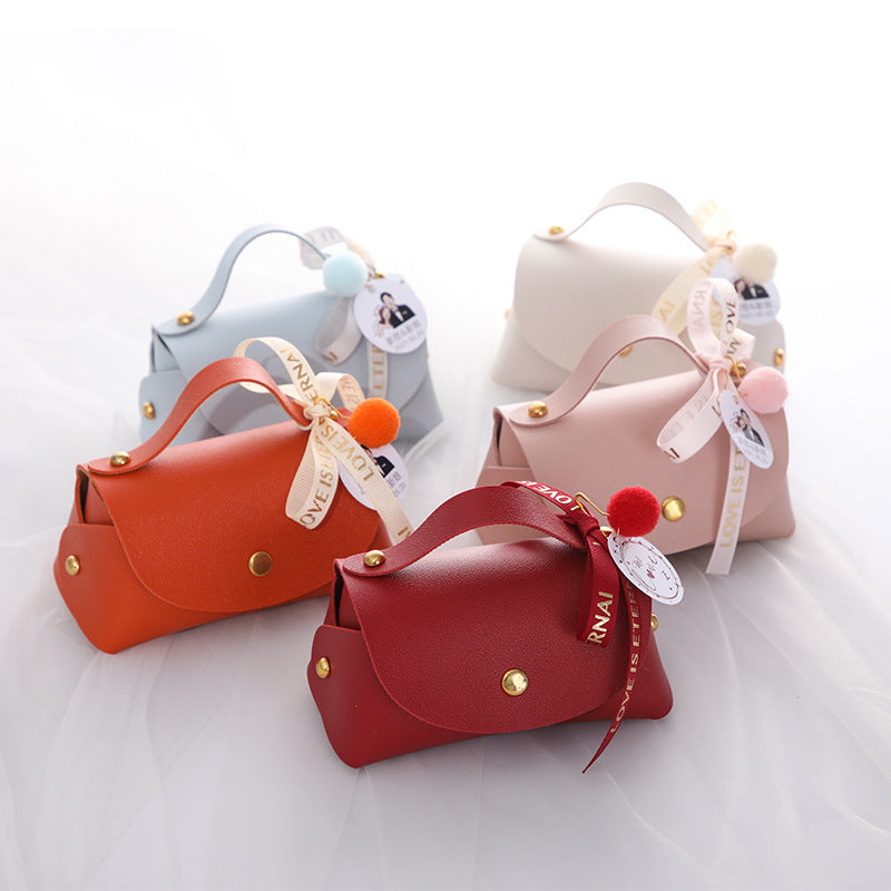 LuxeAura: The Creative Wedding European Style Candy Bag Handbag, an exquisite accessory designed to add a touch of elegance to your special day.