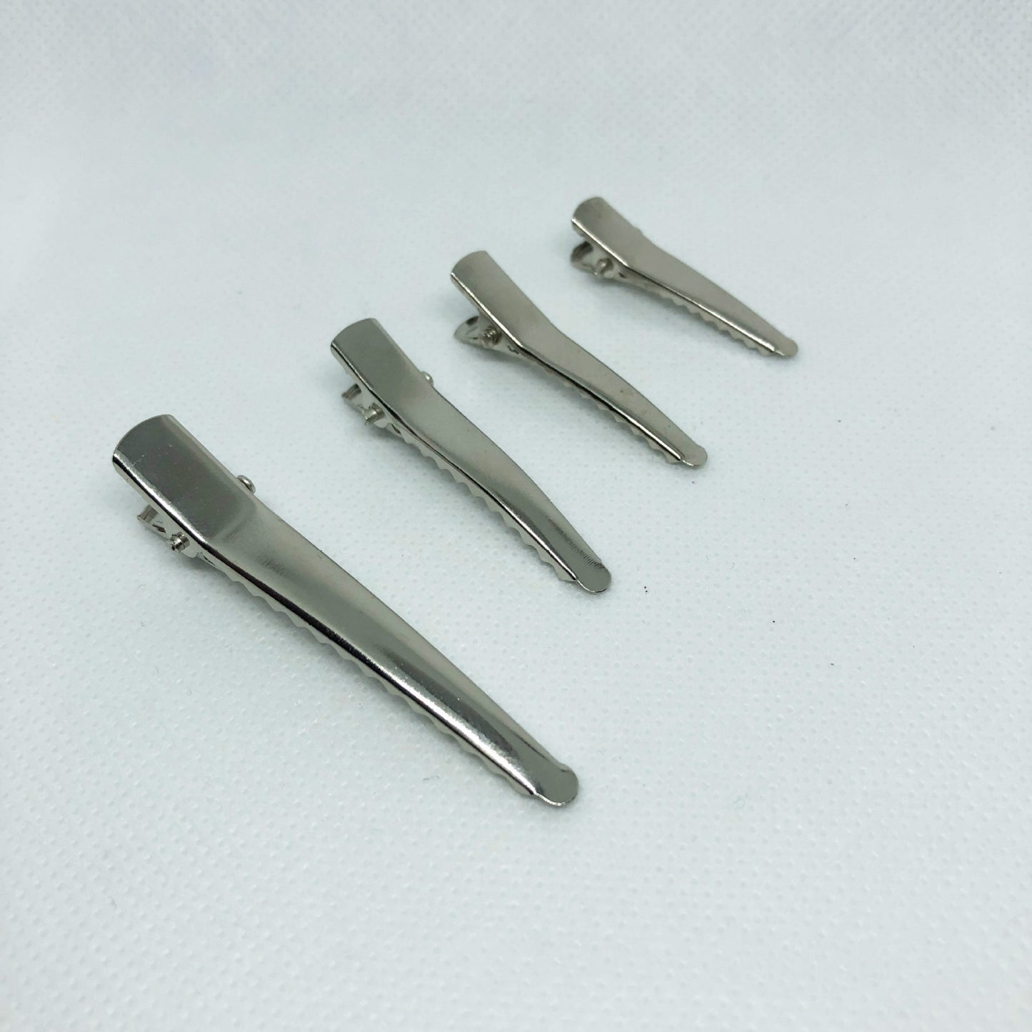 Metal square clip