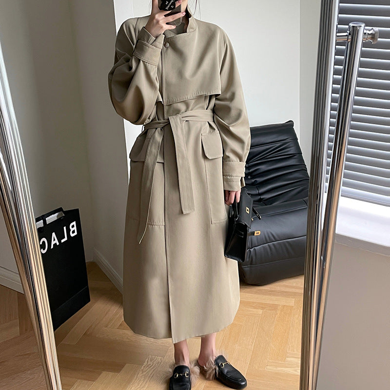 Langer modischer Trenchcoat für Damen