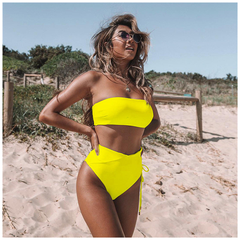 Split solid color bikini