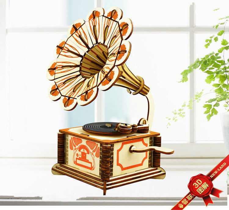 (Gramophone) Wooden three-dimensional puzzle