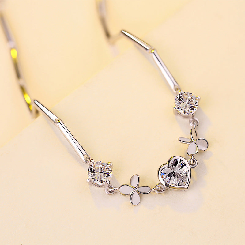 Das Qixi Festival Valentinstag Schmuck S925 Sterling Silber Armband Modeschmuck Silber Armband Neue herzförmige Klee