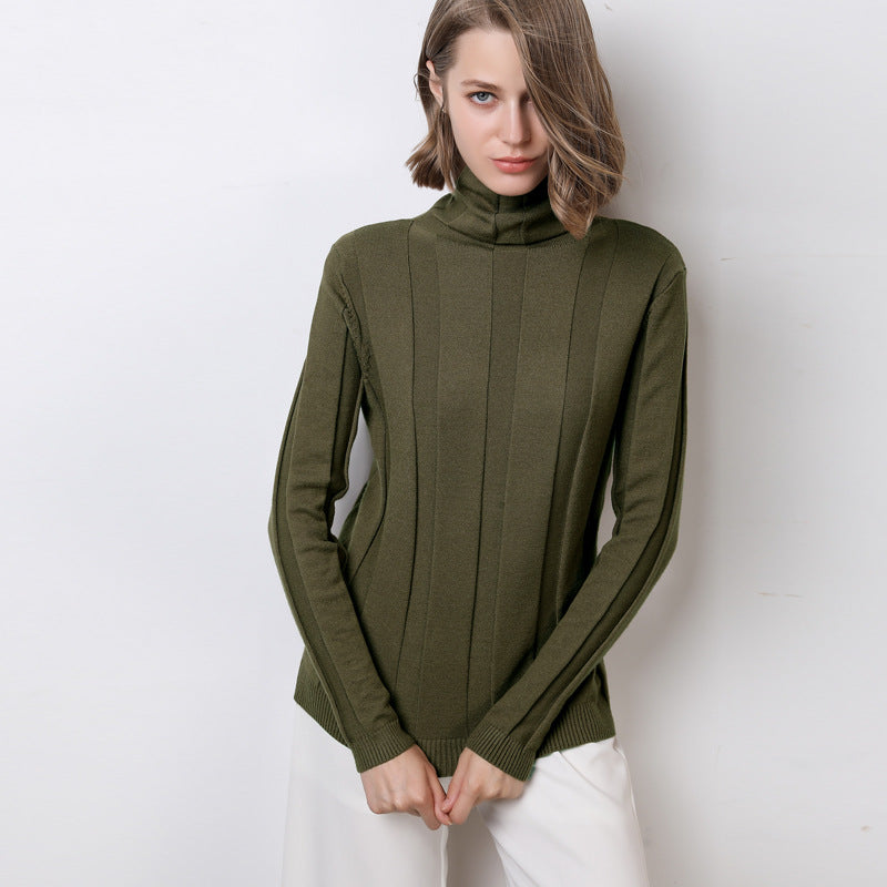 Cozy Essential: Warm sweater bottoming shirt for layering in style.