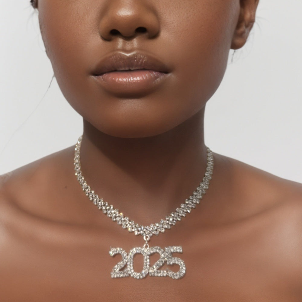 Rhinestone 2025 Pendant Cuban Necklace Short Clavicle Chain