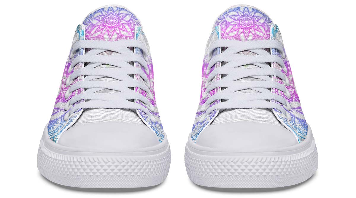 UrbanKicks Pinky Skull Fashion Print Couple Low-Top Canvas Shoes