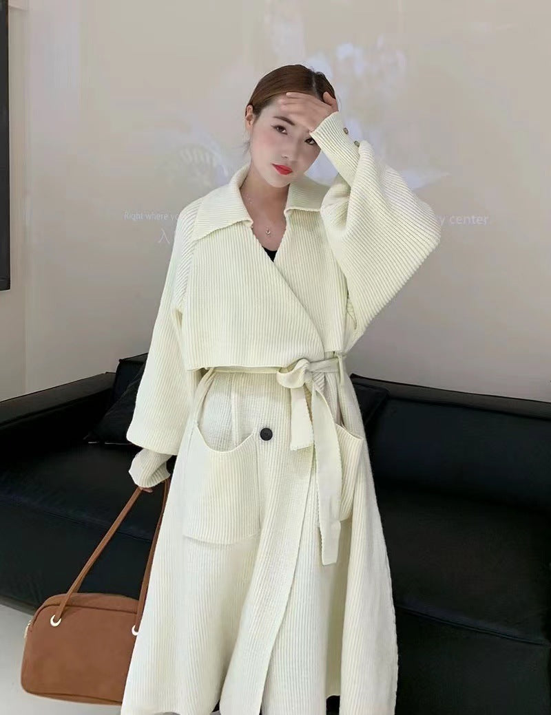 Herbst und Winter neuer eleganter gestrickter Trenchcoat mit Gürtel für Frauen