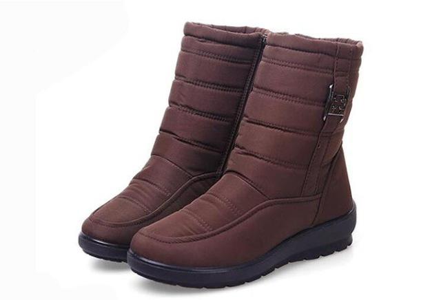 Step confidently with our Antiskid Waterproof Fashion Boots—blend of style and functionality for fearless fashion in any weather.