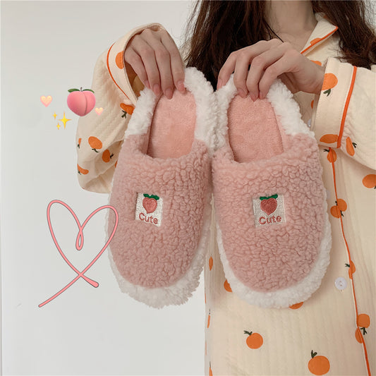 HeartHug: Cotton slippers with a touch of girlhood charm.