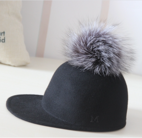 Big Fox Fur Ball Hat Female Winter Rider Hat Woolen Equestrian Cap Duck Tongue Baseball