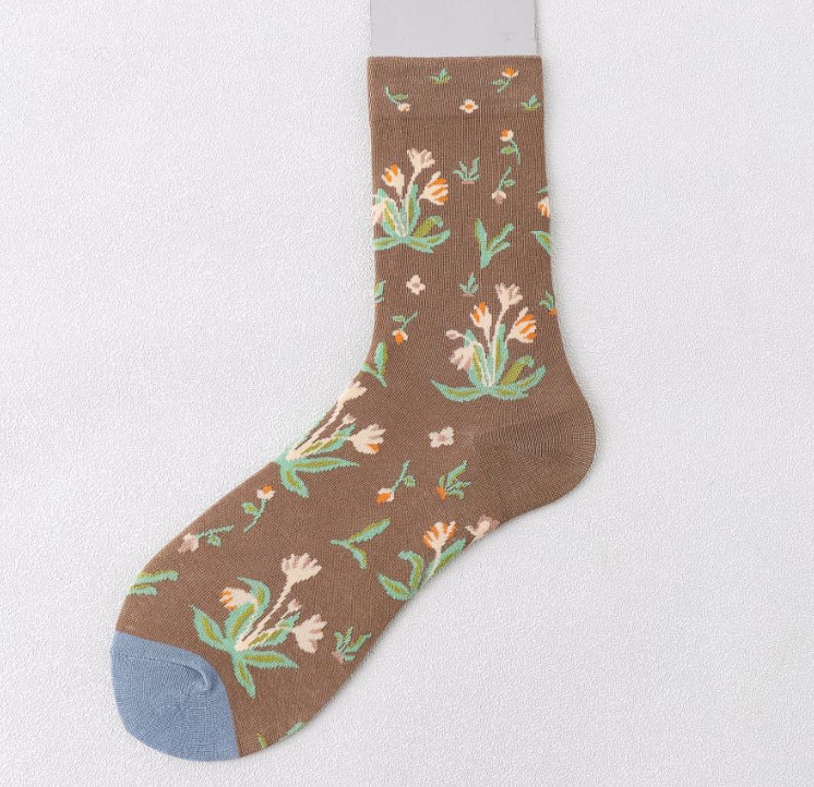 Trendy Mid-calf Artistic Illustration Socks