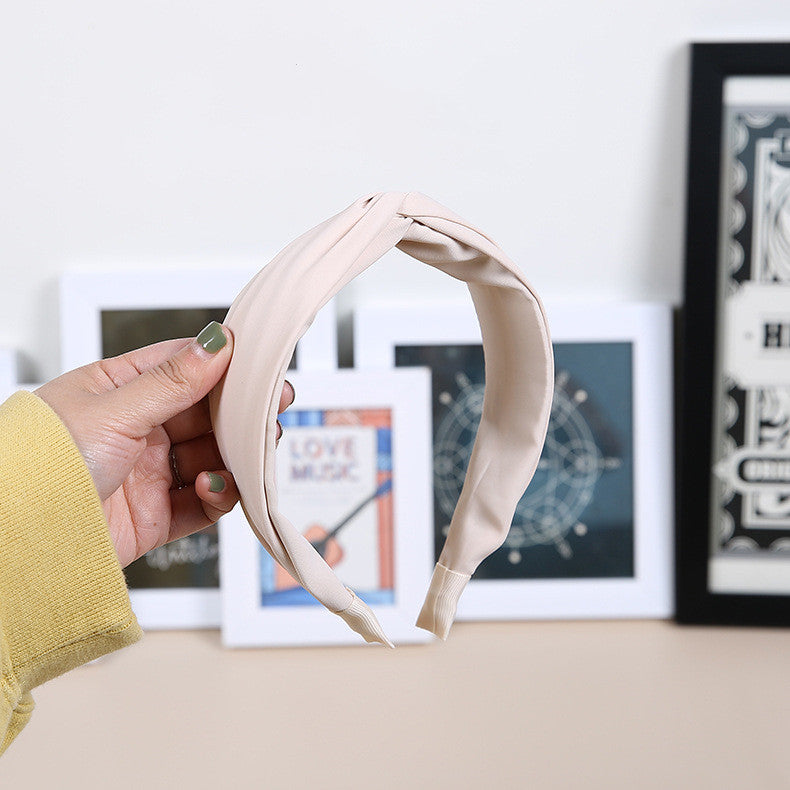 Retro sweet hair clip with wide-brimmed headband