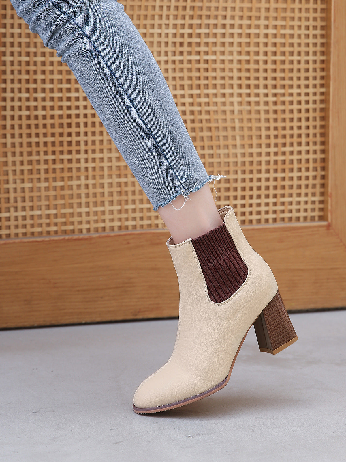 Women's elastic band boots