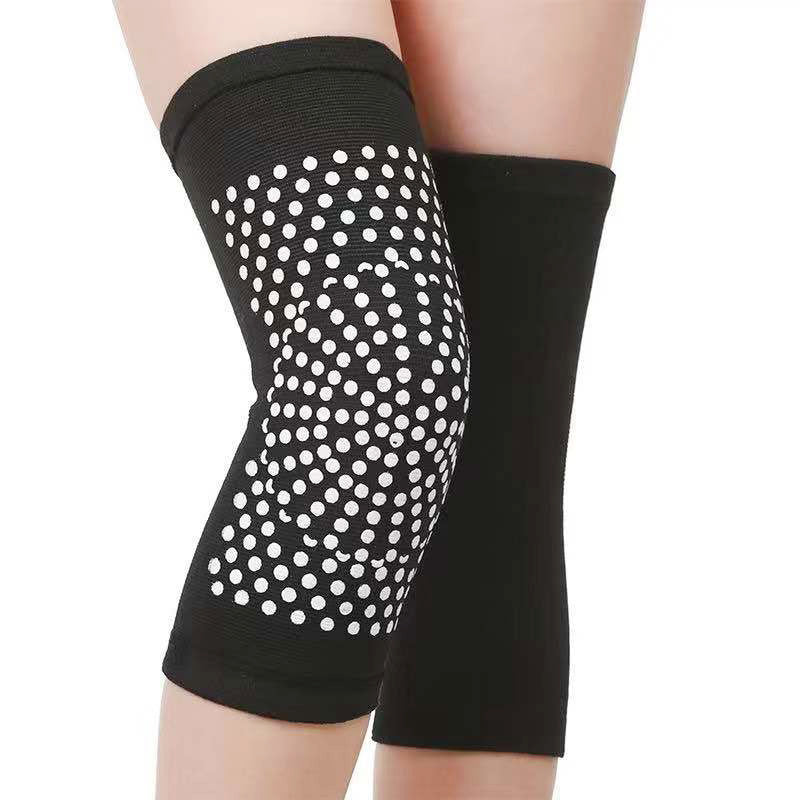 Self-heating knee pads