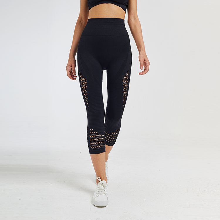 High-Waist Stretch Sports Fitness Cropped Pants: Stay Comfy During Workout