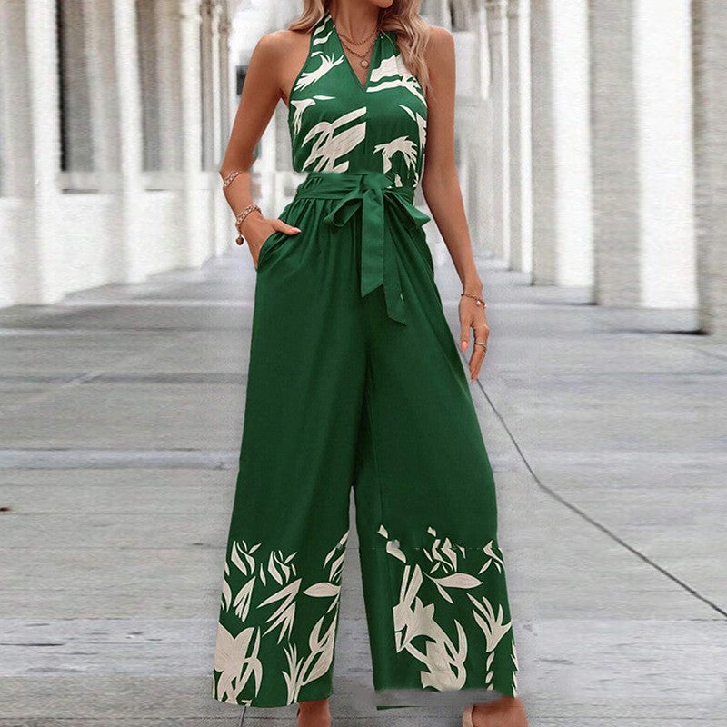 Rückenfreier Jumpsuit mit Gürtel und Neckholder in Druckserie für Damen