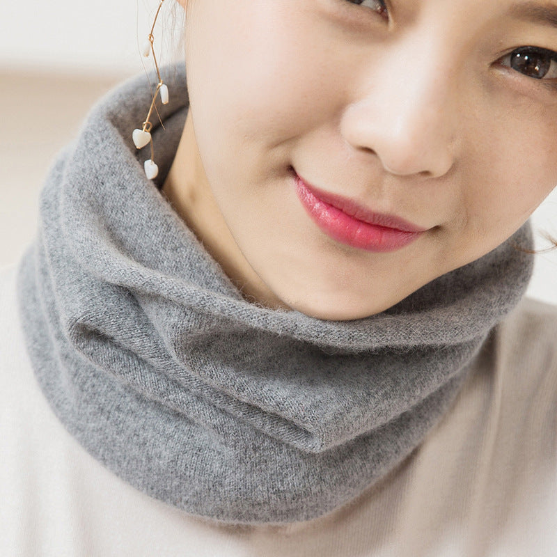 Warm neck cashmere scarf