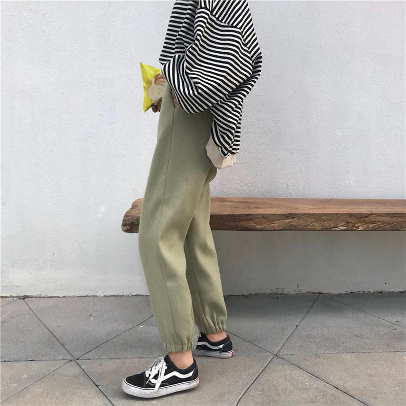 Women's wear students baggy Harlan slacks