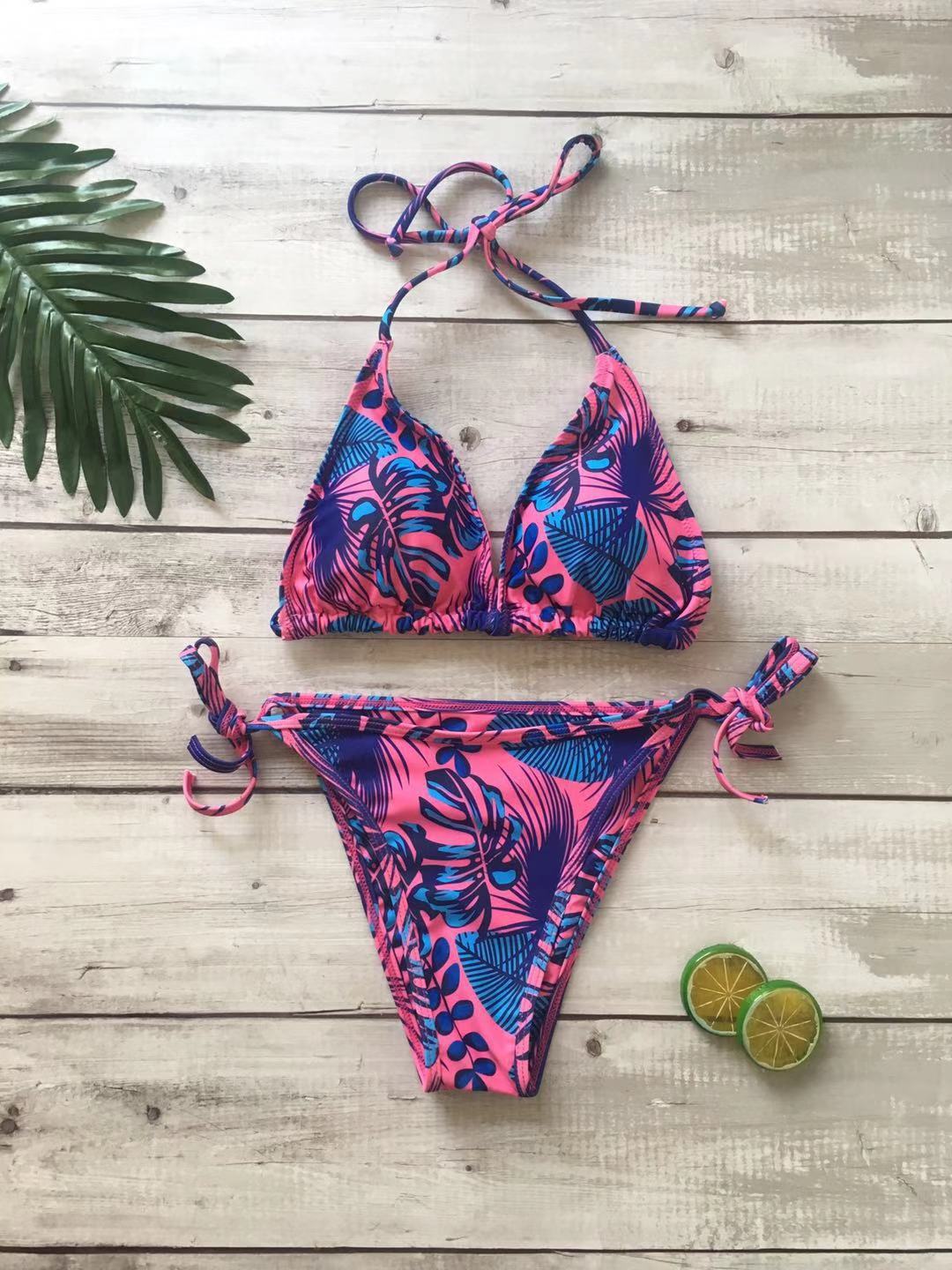 Triangle print bikini