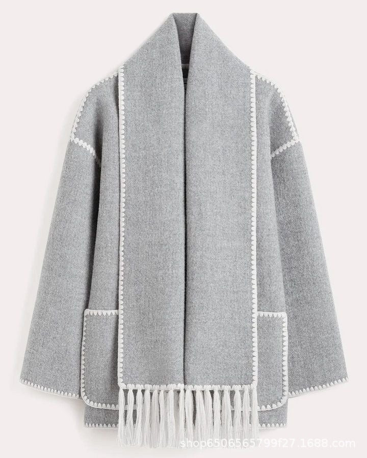 Elegant Warmth: Grace's loose, single-breasted coat with scarf, perfect streetwear.