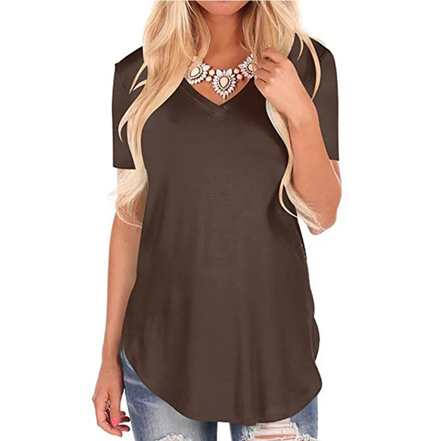 Curve Comfort T-Shirt: V-Neck, Short Sleeve, Rounded Hem—Summer Casual Elegance in Large Sizes.