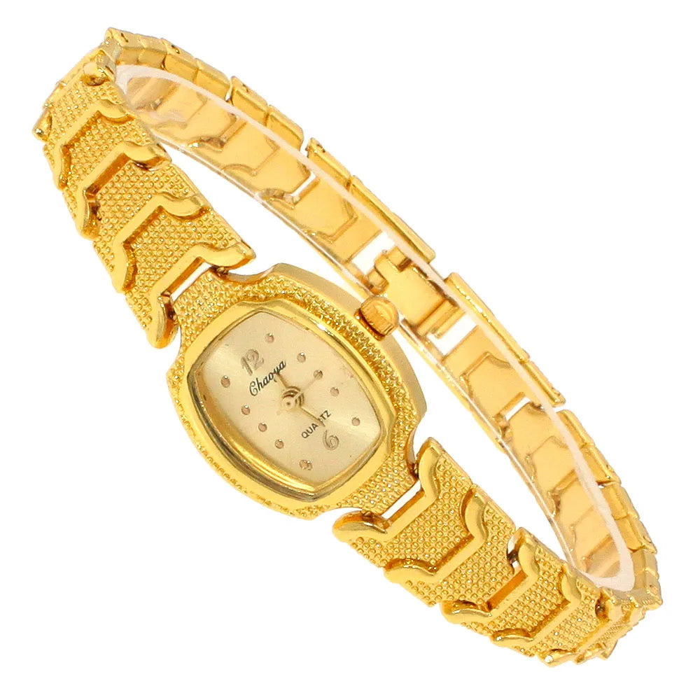 Cute Women Bracelet Watch Mujer Golden Small Dial Quartz Watch Hot Popular Wristwatch Hour Female Ladies Elegant Watches Mini