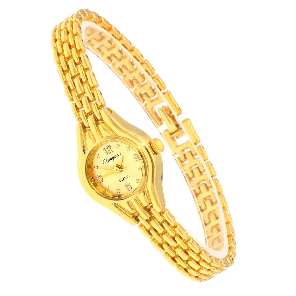 Cute Women Bracelet Watch Mujer Golden Small Dial Quartz Watch Hot Popular Wristwatch Hour Female Ladies Elegant Watches Mini