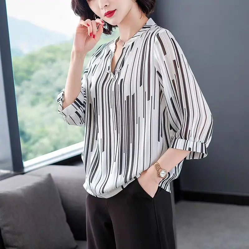 Damen Frühling Sommer Stil Chiffon Blusen Blusen Shirt Damen Gestreift V-Ausschnitt Dreiviertel Ärmel Casual Loose Tops SP015