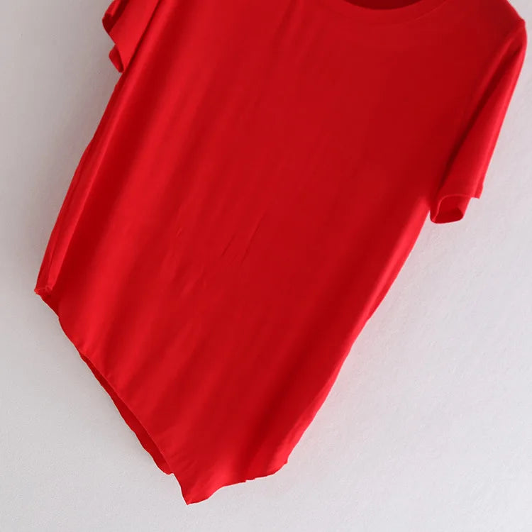 EuroChic Sommer-T-Shirt (D6): Mühelose Eleganz trifft auf sommerlichen Komfort.