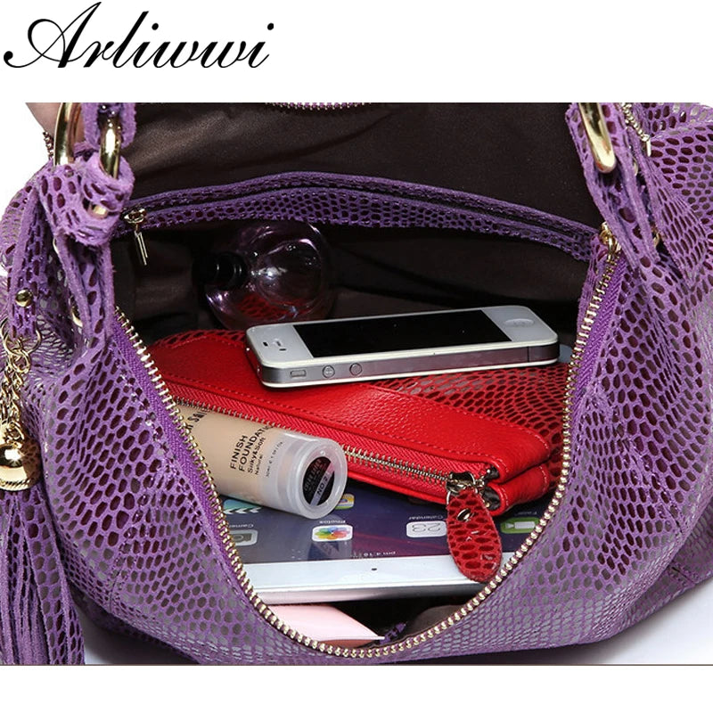 Arliwwi Marke Echtes Weiches Wildleder Kuh Leder Dame Crossbody Quaste Handtaschen Shiny Schlange Geprägte Schulter Tragetaschen Für Frauen GY11