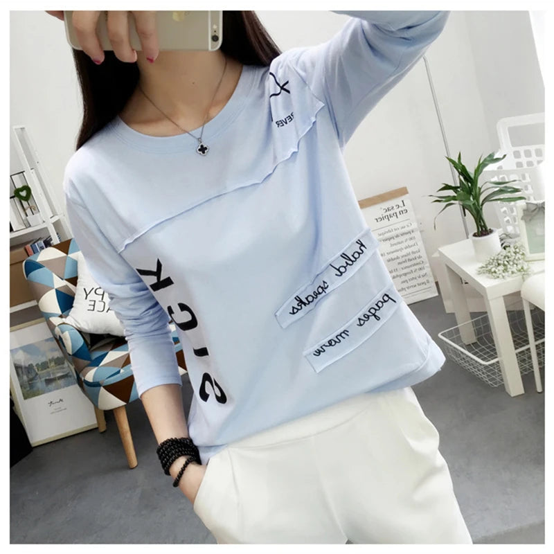 Kawaii Letter Tee: 2024 Spring-Autumn Long Sleeve T-shirt, Fashionably Printed for Casual Chic. Perfect for students.