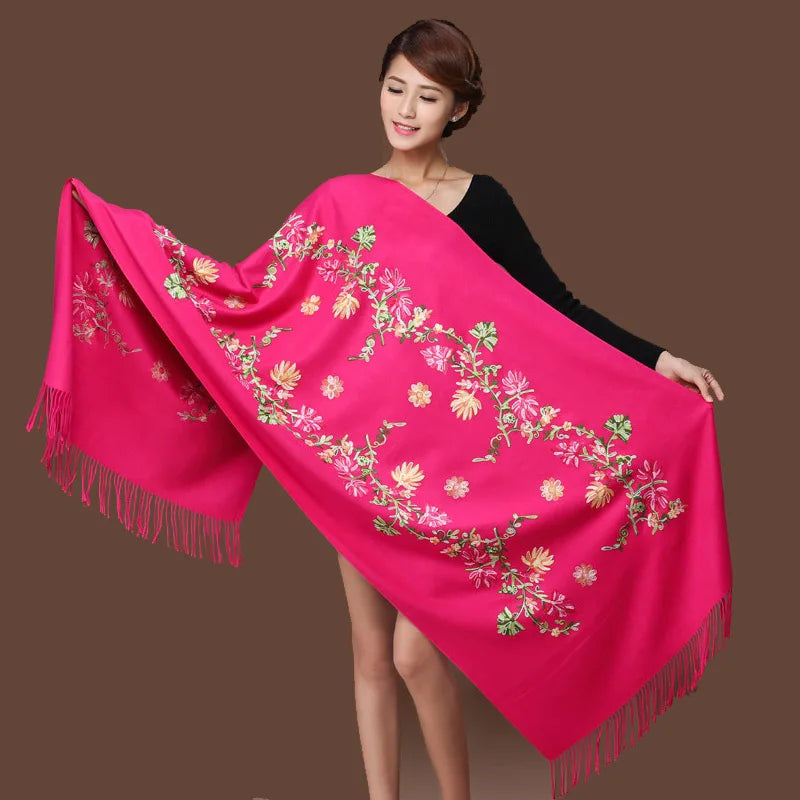 New Black Embroider Flower Pashmina Cashmere Scarf For Women Winter Warm Fine Tassels Scarf Shawl Fashion Shawl Scarves