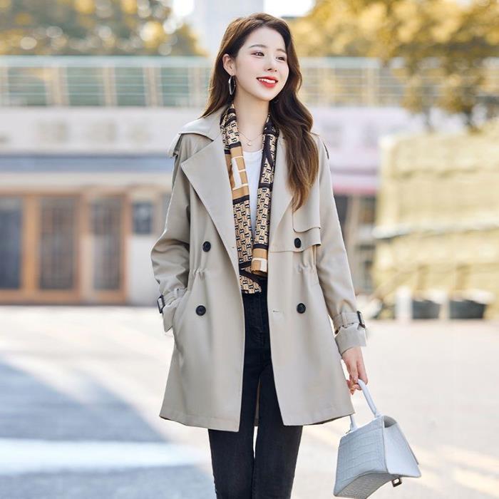 Flattering Elegance: Casual and fashionable women's windbreaker coat for autumn and winter.