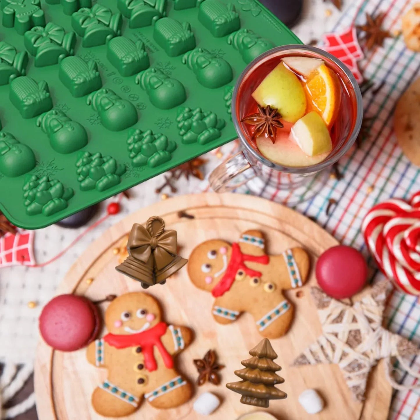 Christmas Silicone Chocolate Mould 5 in 1 Biscuit Baking Moulds Xmas Trees Candy Gingerbread Man Fudge Moulds